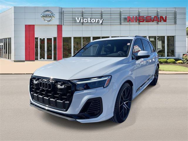 used 2025 Audi Q7 car, priced at $57,599