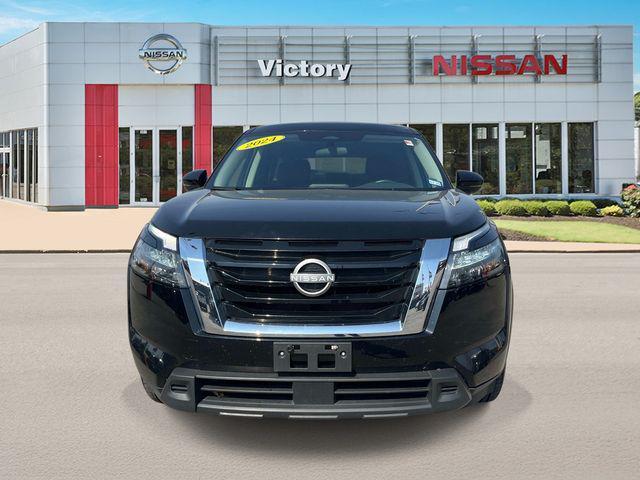 used 2024 Nissan Pathfinder car, priced at $28,070