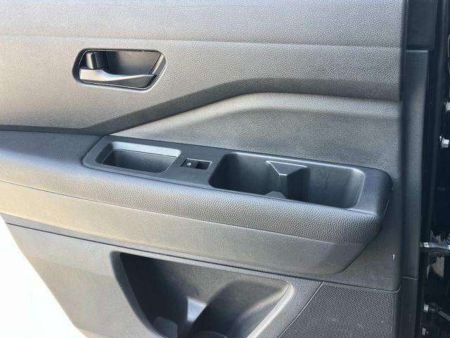 used 2024 Nissan Pathfinder car, priced at $28,070