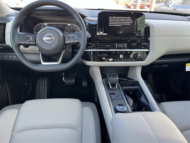 new 2025 Nissan Pathfinder car, priced at $38,288