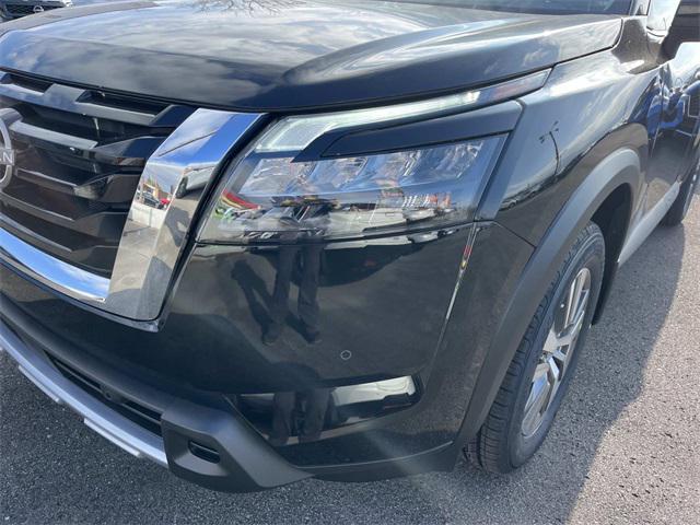 new 2025 Nissan Pathfinder car, priced at $38,288