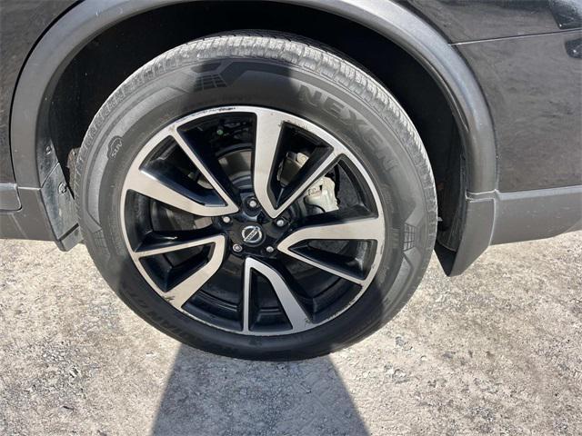 used 2019 Nissan Rogue car, priced at $16,151