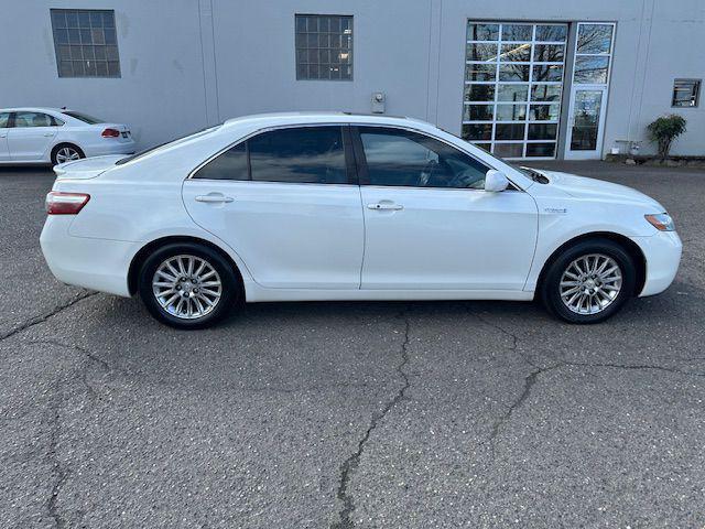 used 2007 Toyota Camry Hybrid car, priced at $4,950