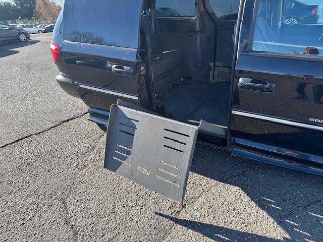 used 2006 Chrysler Town & Country car, priced at $7,995