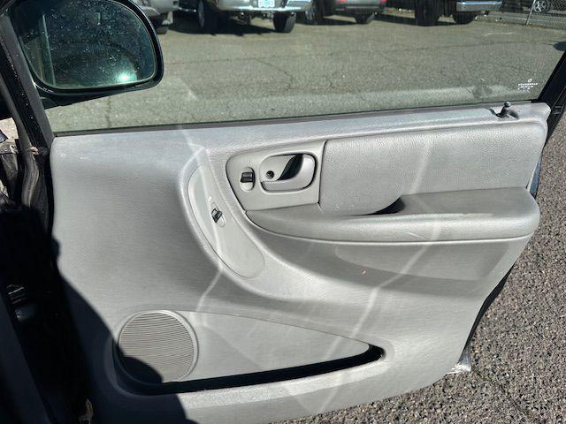 used 2006 Chrysler Town & Country car, priced at $7,995