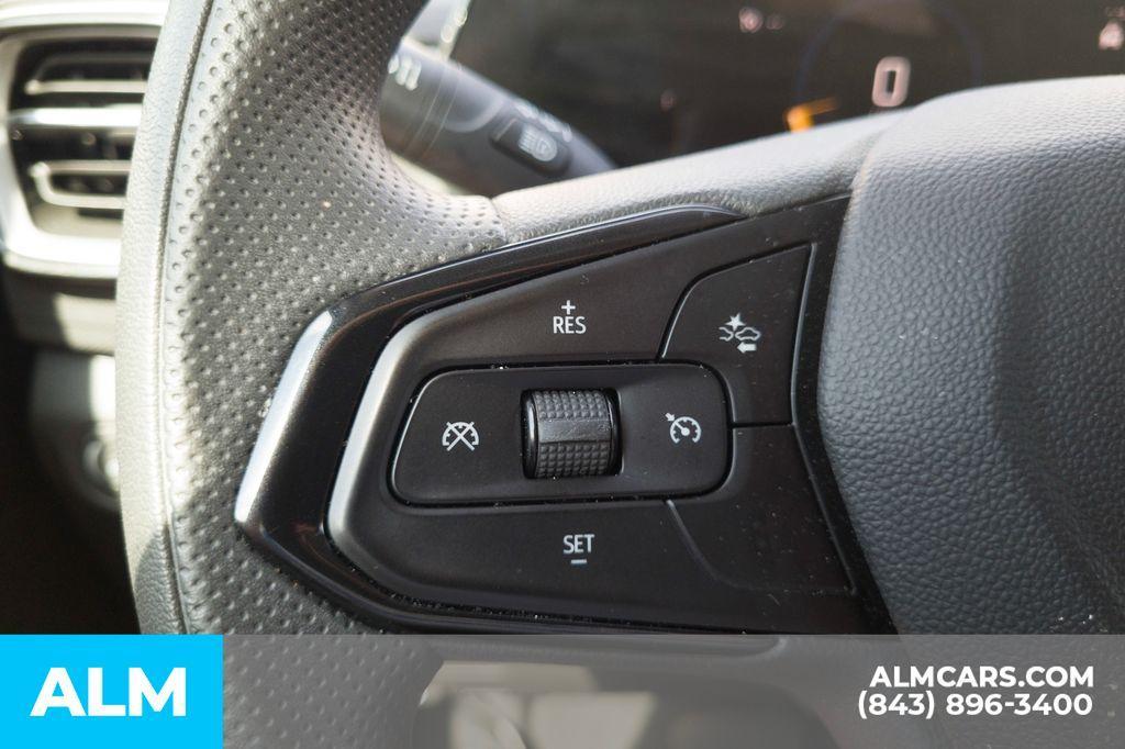 used 2025 Chevrolet TrailBlazer car, priced at $20,820