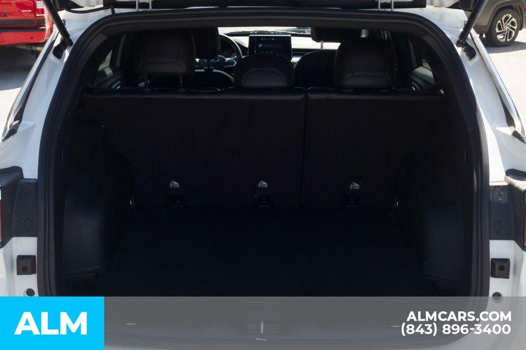 used 2024 Jeep Compass car, priced at $18,620