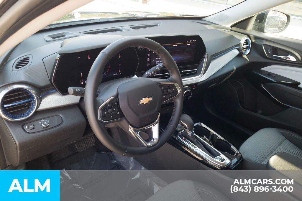 used 2025 Chevrolet Trax car, priced at $19,920