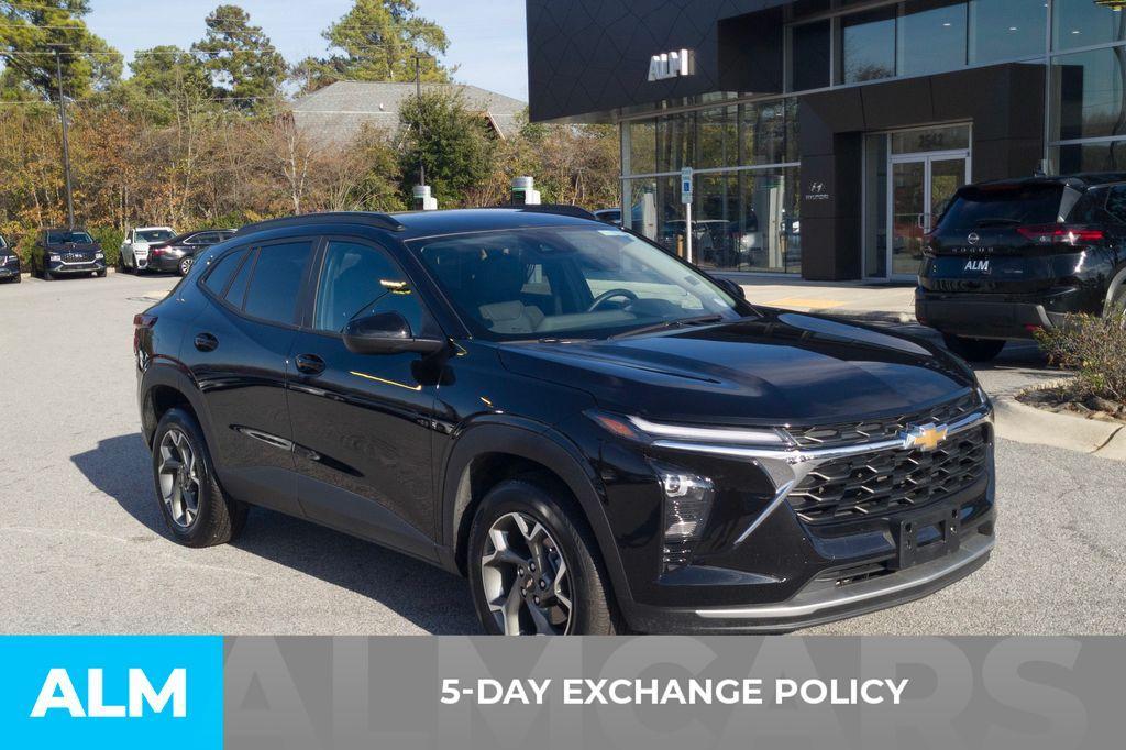 used 2025 Chevrolet Trax car, priced at $19,920