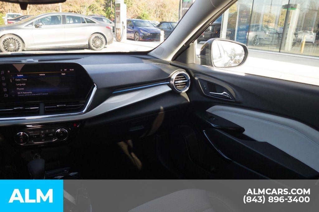 used 2025 Chevrolet Trax car, priced at $19,920