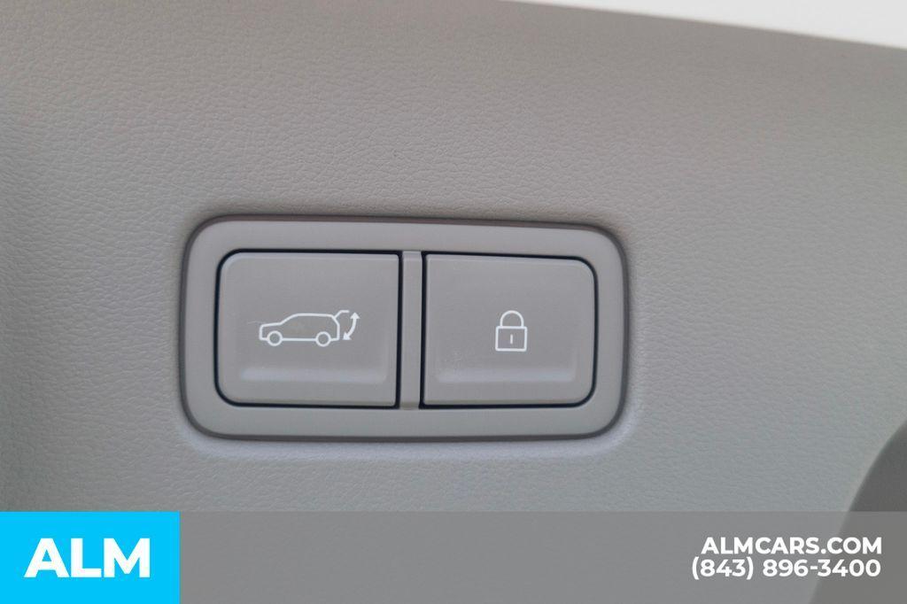 used 2026 Hyundai Palisade car, priced at $46,768