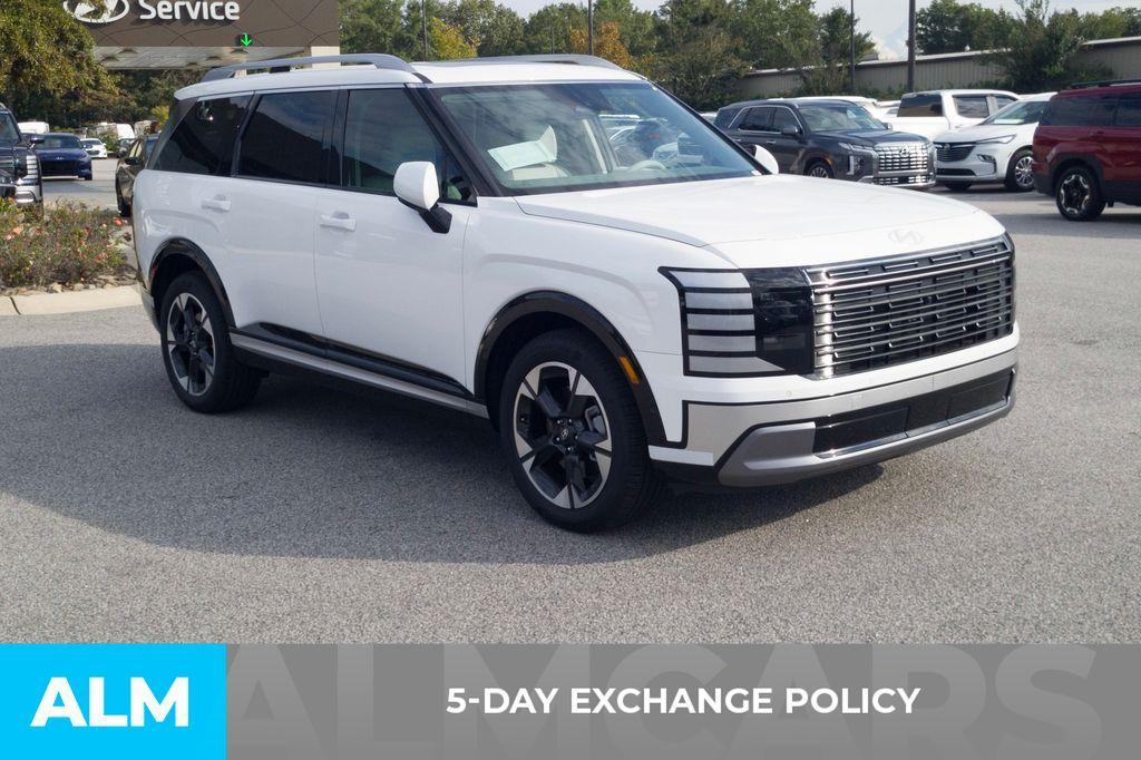 used 2026 Hyundai Palisade car, priced at $46,768