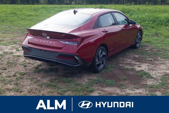 new 2025 Hyundai Elantra car, priced at $21,996
