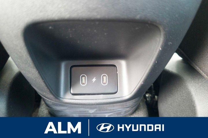 new 2025 Hyundai Elantra car, priced at $21,996