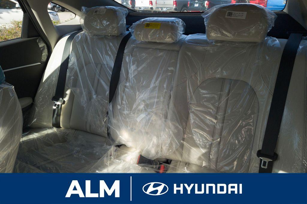 new 2025 Hyundai Sonata Hybrid car, priced at $28,995