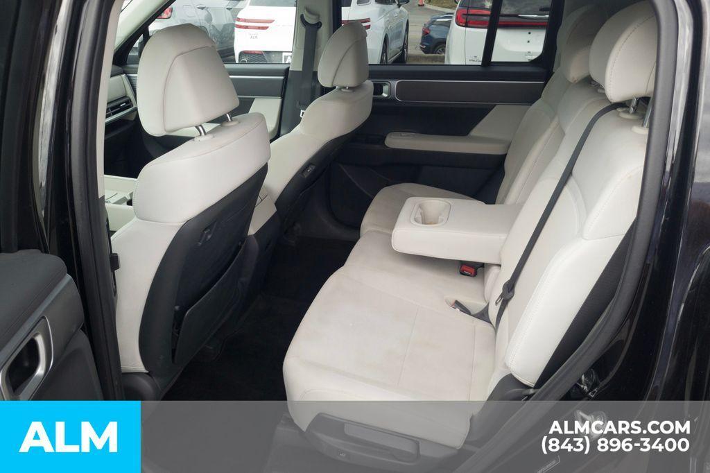 used 2024 Hyundai Santa Fe car, priced at $25,960