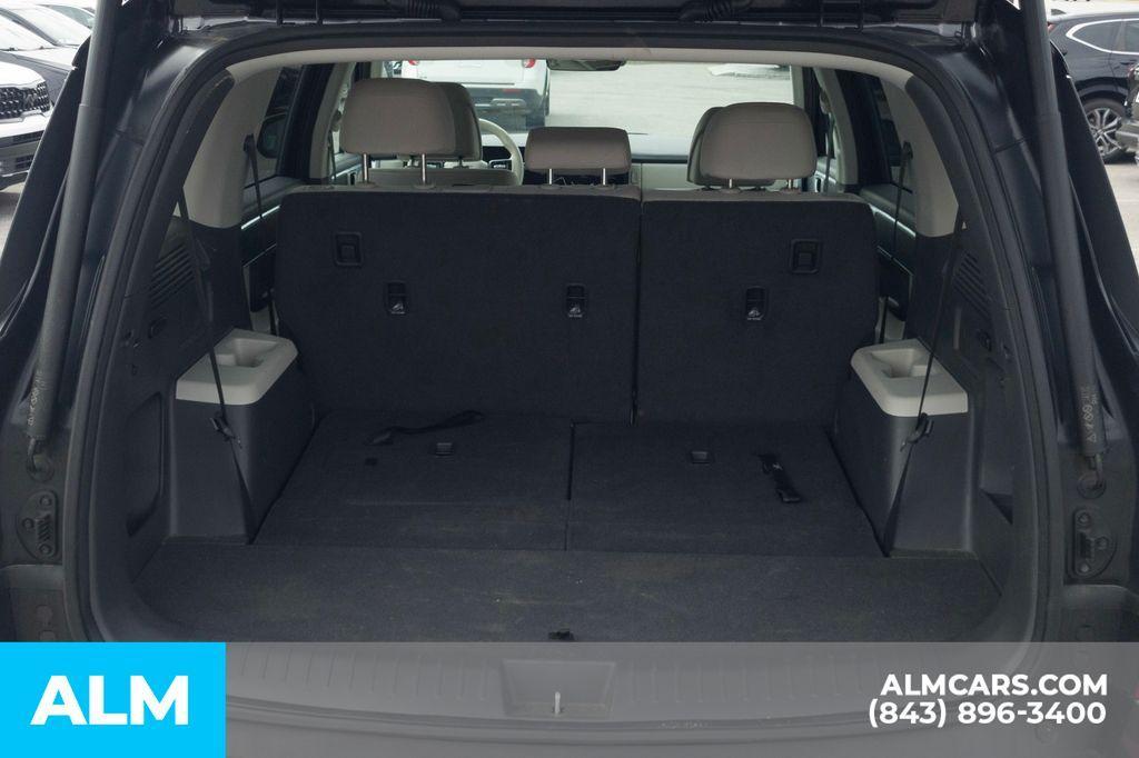 used 2024 Hyundai Santa Fe car, priced at $25,960