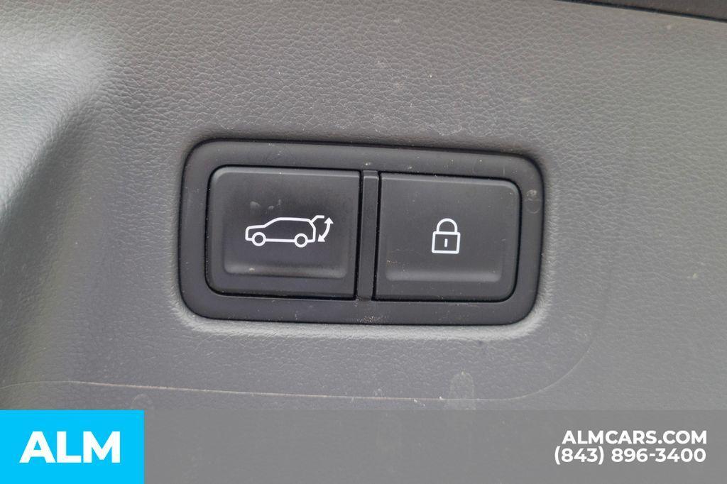 used 2024 Hyundai Santa Fe car, priced at $25,960