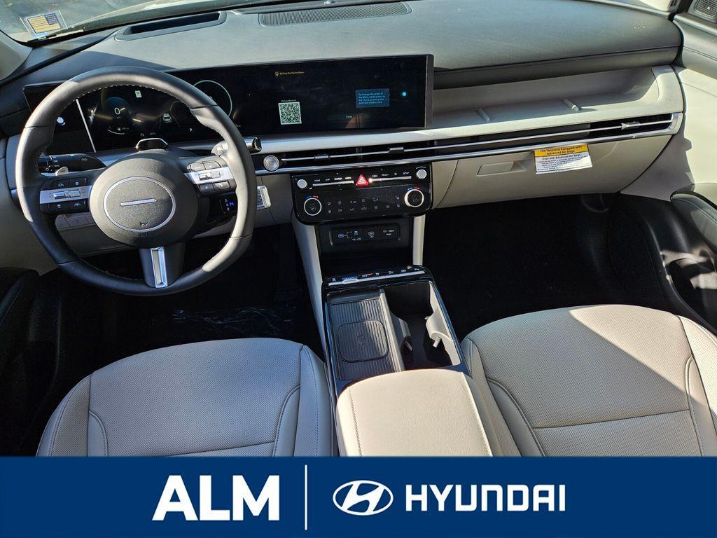 new 2025 Hyundai Tucson car, priced at $39,017