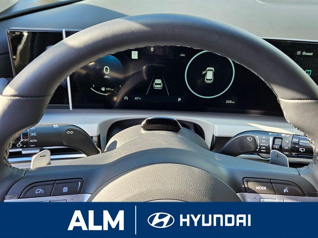 new 2025 Hyundai Tucson car, priced at $39,017