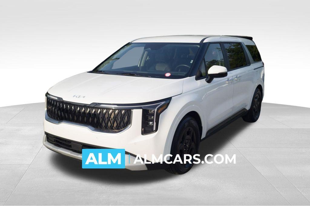 used 2025 Kia Carnival car, priced at $32,768