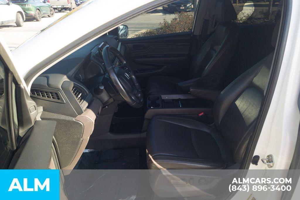 used 2025 Kia Telluride car, priced at $43,920