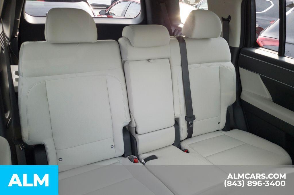 used 2024 Hyundai Santa Fe car, priced at $27,768