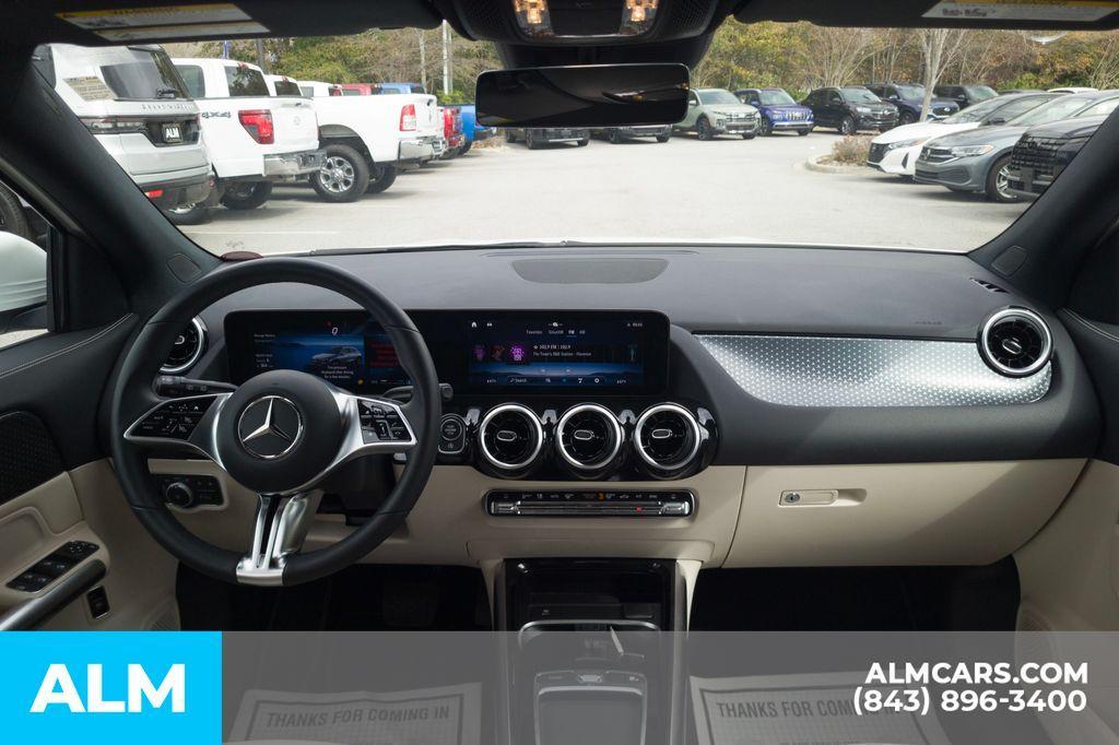 used 2025 Mercedes-Benz GLA 250 car, priced at $33,768
