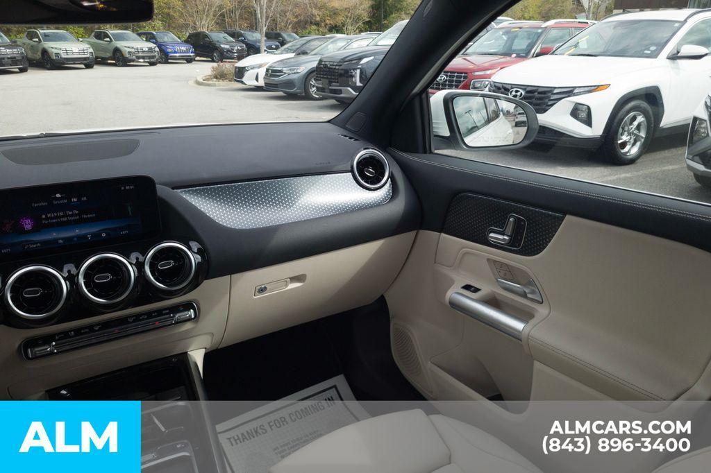 used 2025 Mercedes-Benz GLA 250 car, priced at $33,768