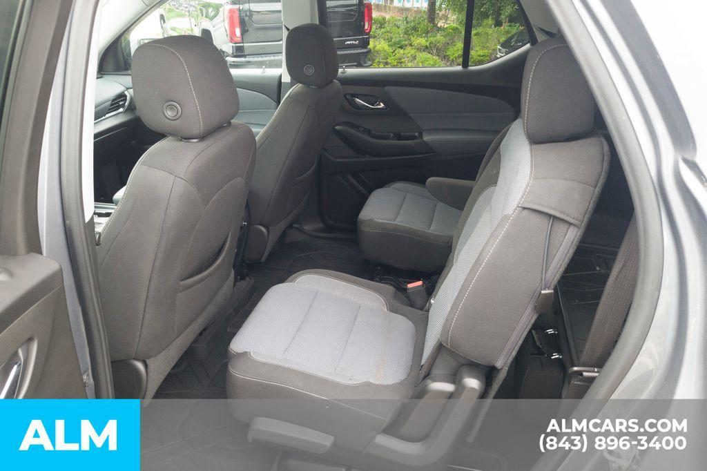 used 2021 Chevrolet Traverse car, priced at $25,768