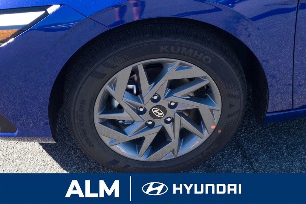new 2026 Hyundai ELANTRA HEV car, priced at $25,790