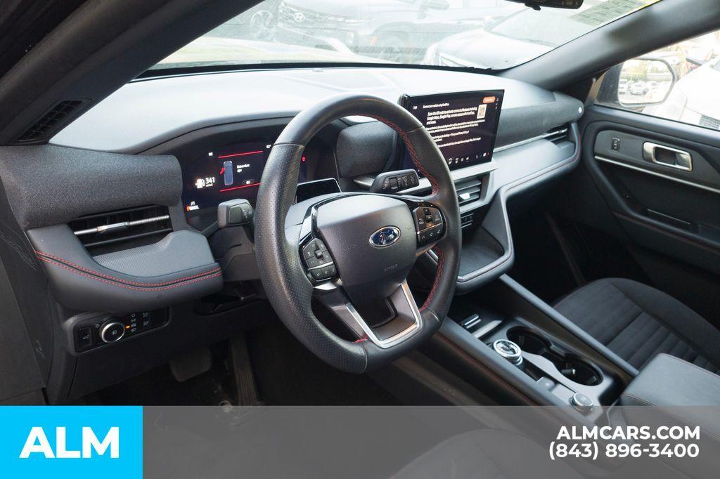 used 2025 Ford Explorer car, priced at $38,920
