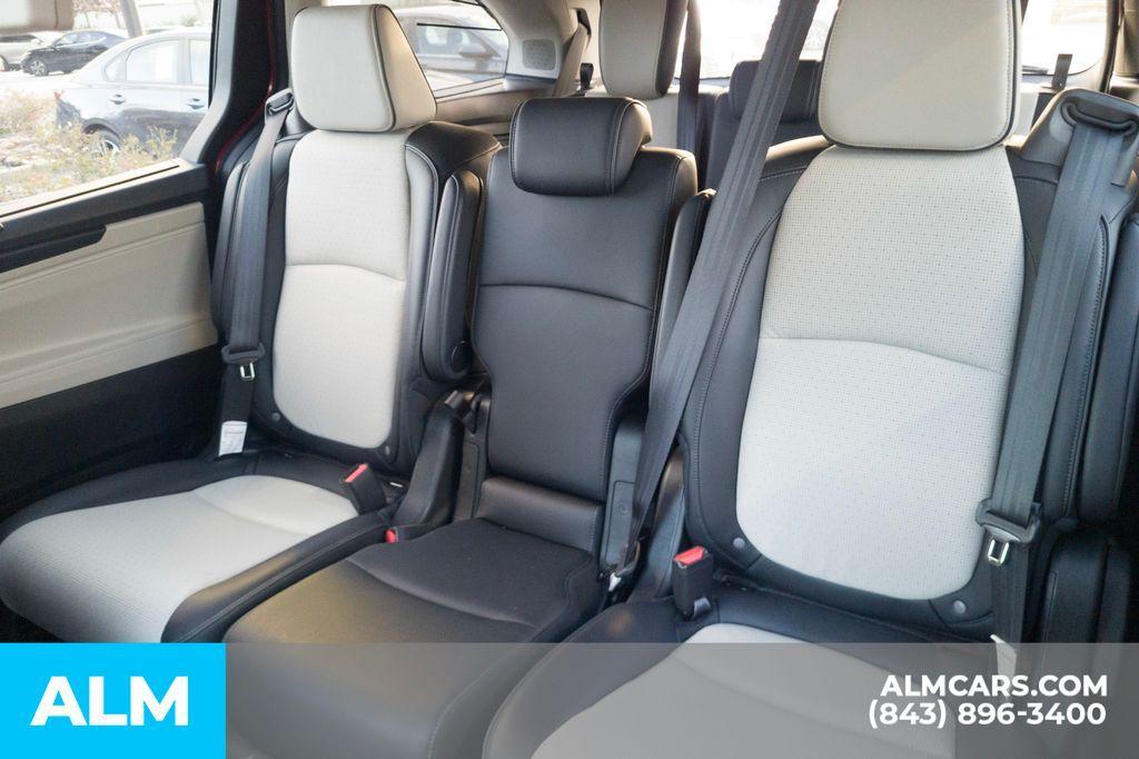 used 2025 Honda Odyssey car, priced at $42,720