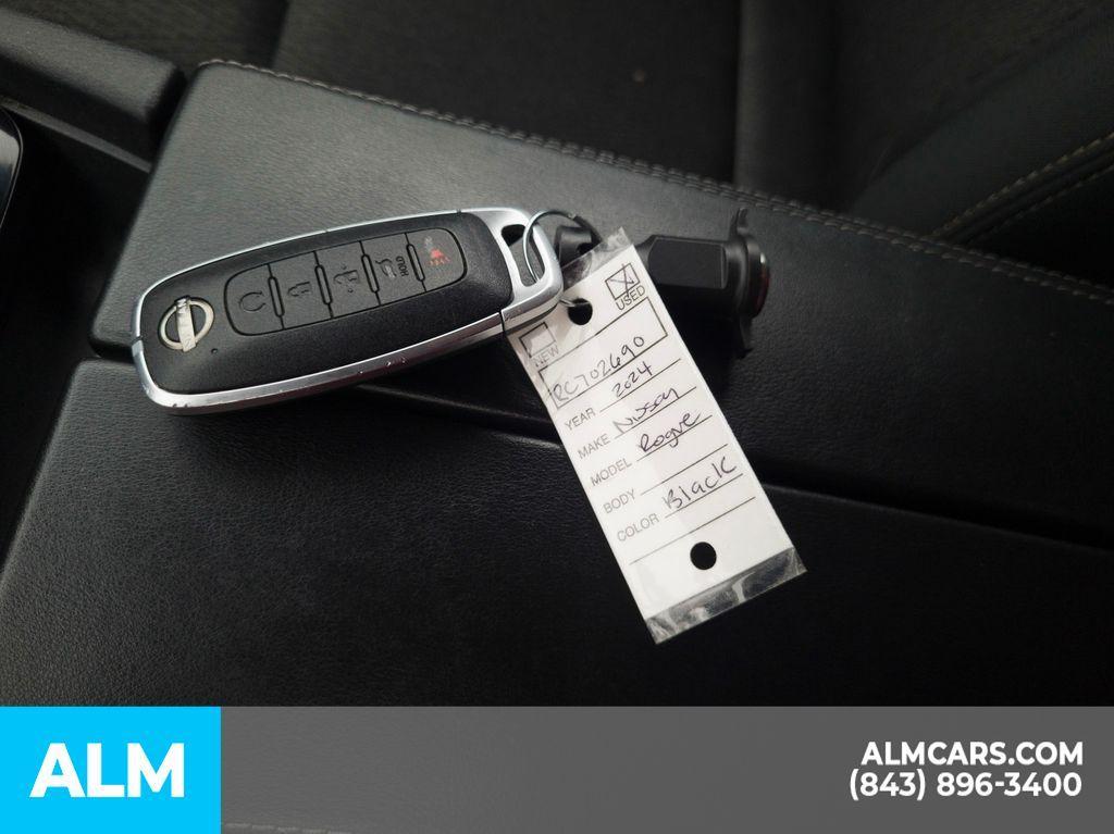 used 2024 Nissan Rogue car, priced at $17,920