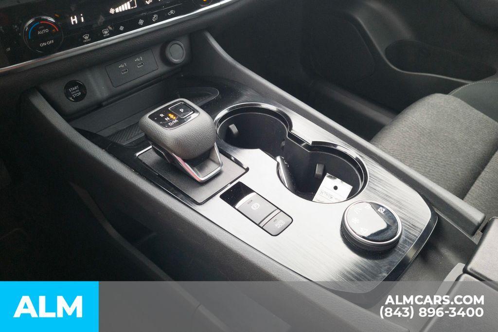 used 2024 Nissan Rogue car, priced at $17,920