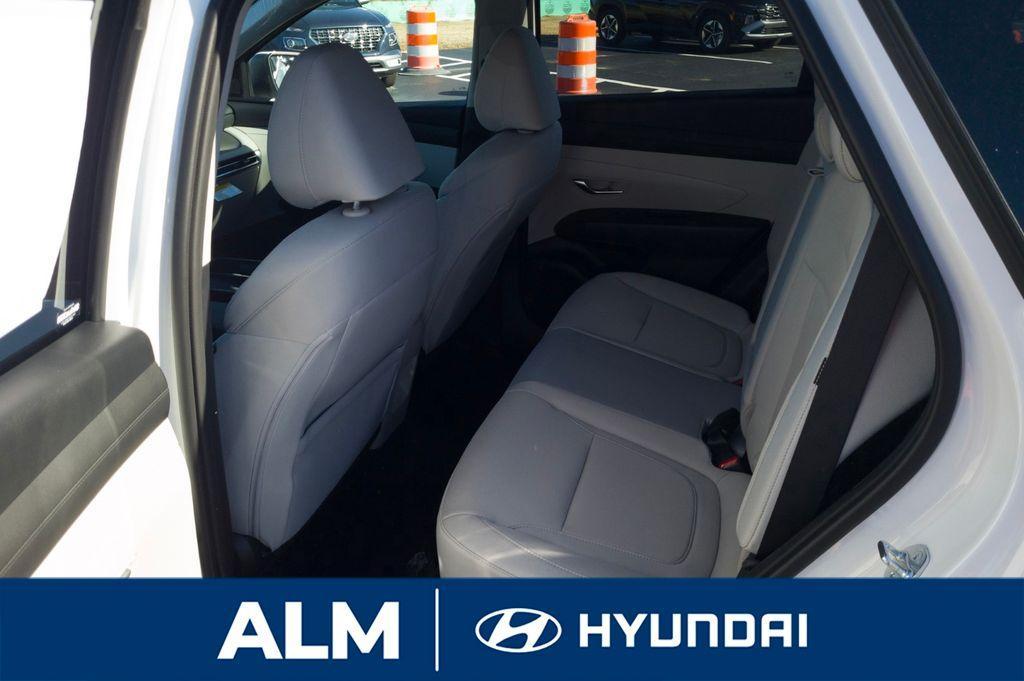new 2026 Hyundai TUCSON Hybrid car, priced at $32,771