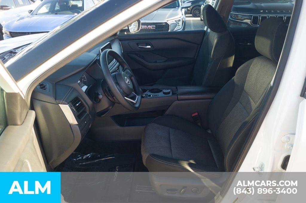 used 2024 Nissan Rogue car, priced at $17,920