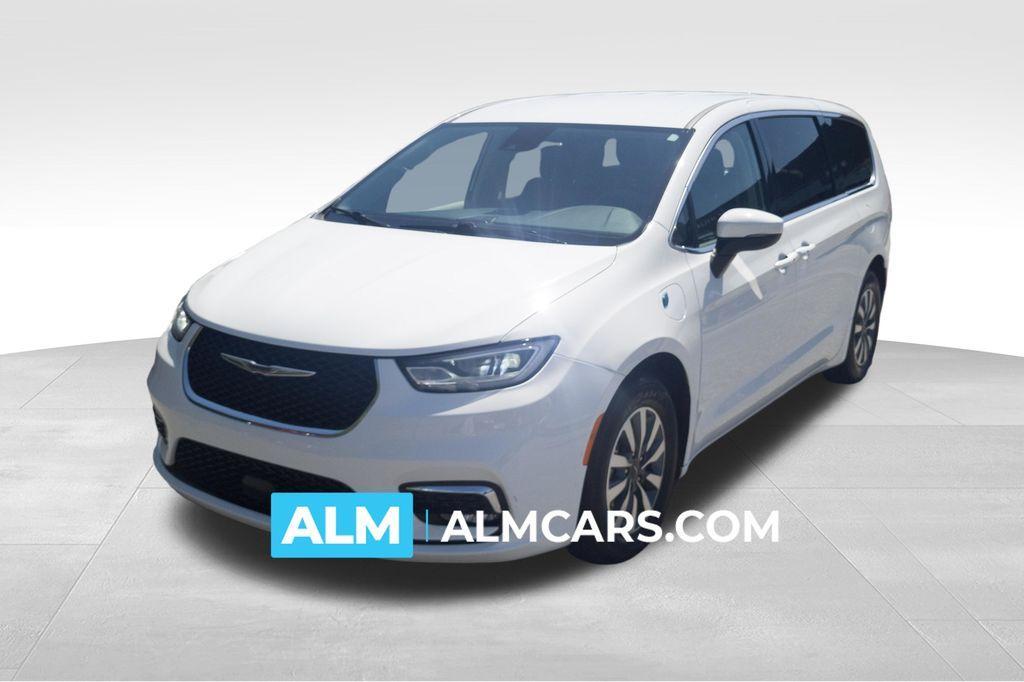 used 2023 Chrysler Pacifica Hybrid car, priced at $24,420
