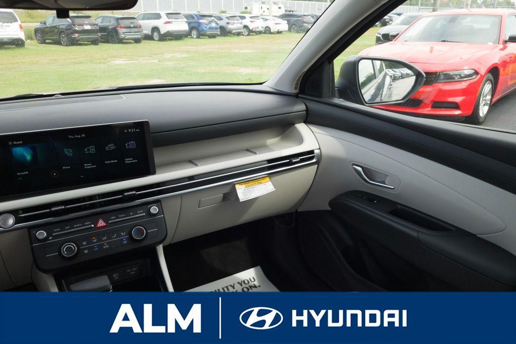 new 2026 Hyundai Tucson car, priced at $27,870