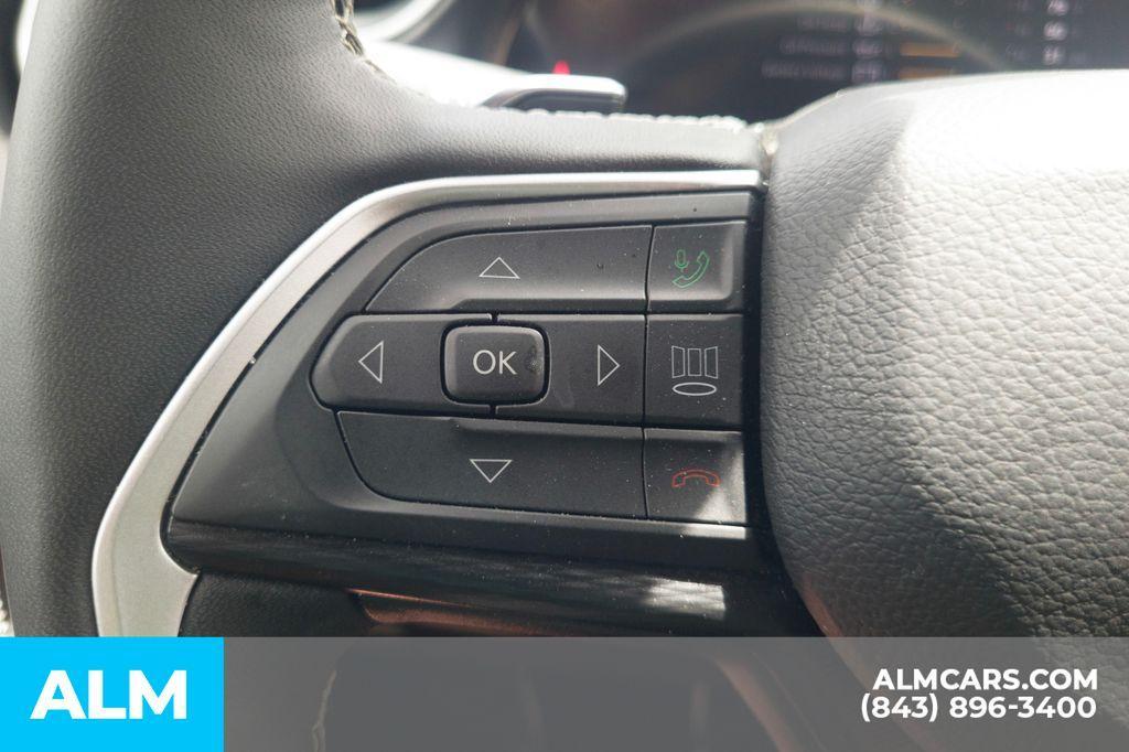 used 2025 Jeep Grand Cherokee car, priced at $35,768