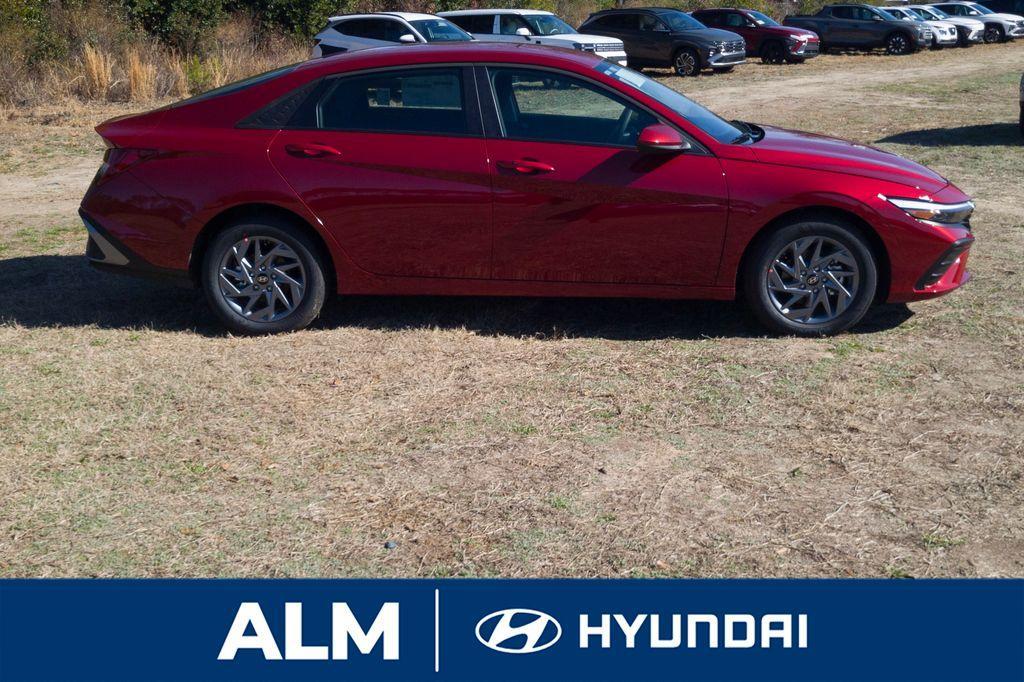 new 2026 Hyundai ELANTRA HEV car, priced at $25,295