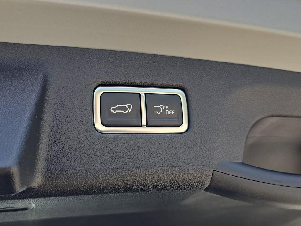 new 2026 Kia Sorento car, priced at $37,311