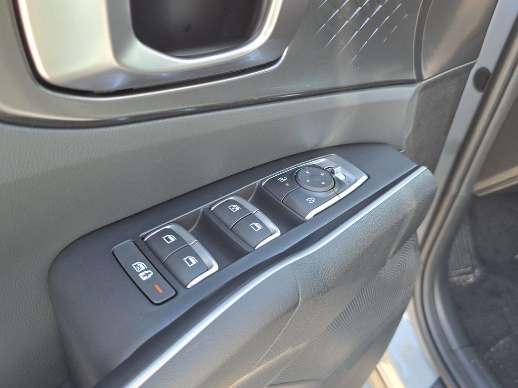 new 2026 Kia Sorento car, priced at $37,311