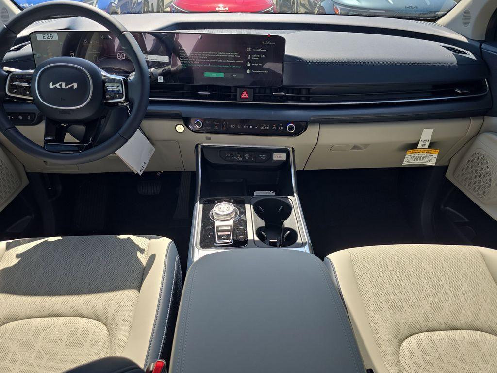 new 2026 Kia Carnival Hybrid car, priced at $43,730