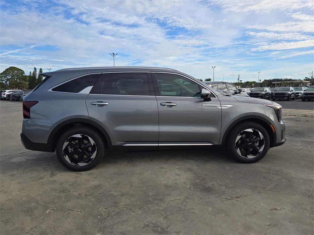 new 2026 Kia Sorento Hybrid car, priced at $35,884
