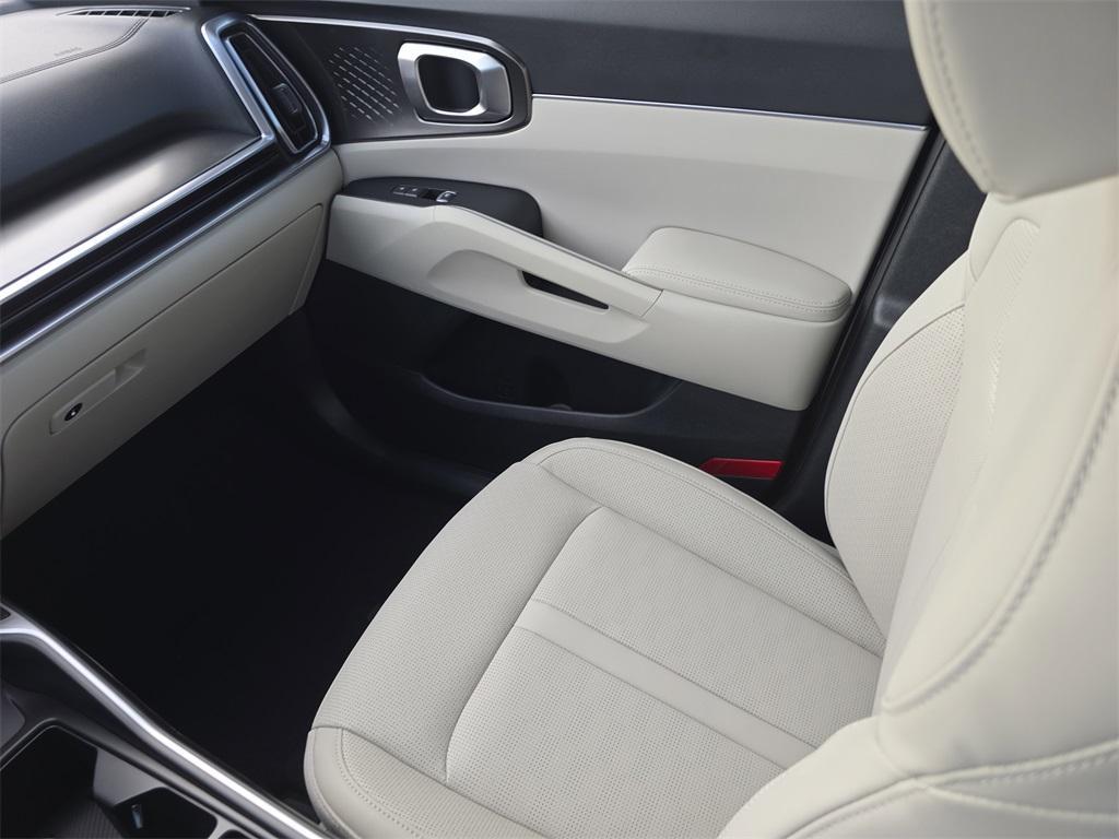 new 2026 Kia Sorento Hybrid car, priced at $35,884