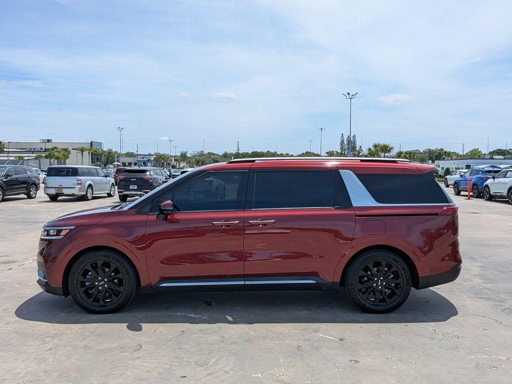 used 2024 Kia Carnival car, priced at $39,364