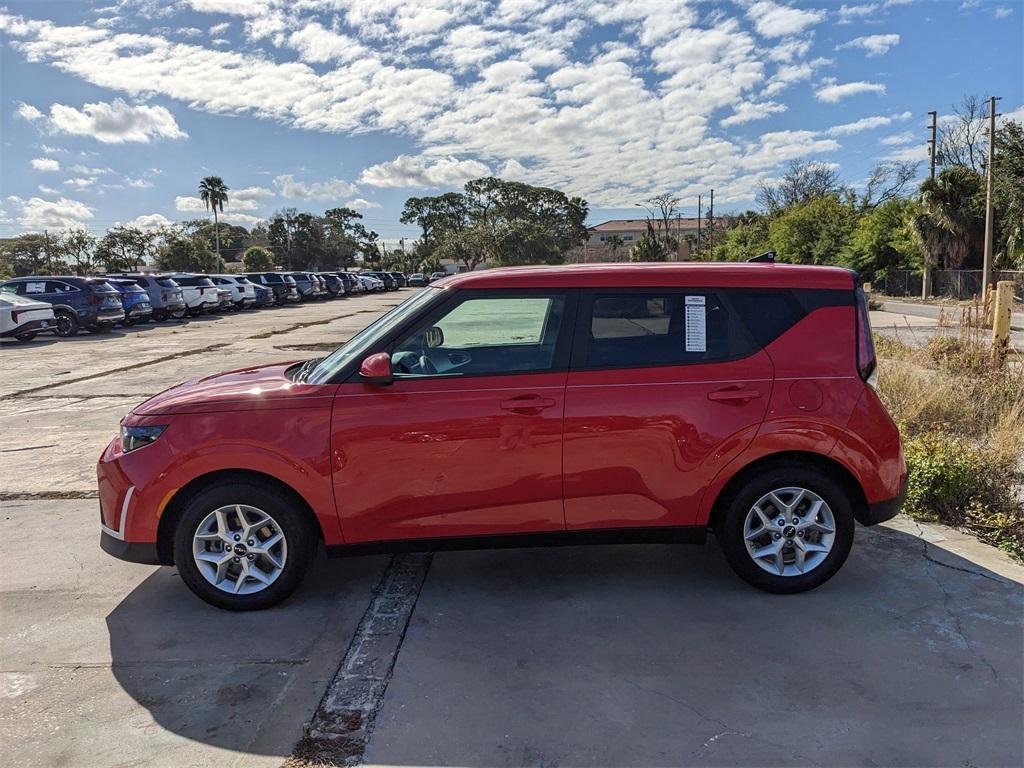 used 2024 Kia Soul car, priced at $16,572