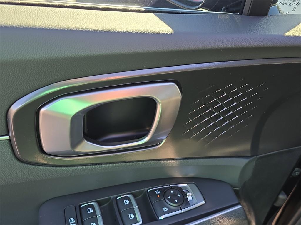 new 2026 Kia Sorento car, priced at $31,182