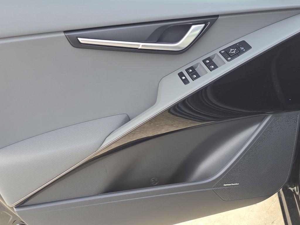 new 2026 Kia Niro car, priced at $29,918